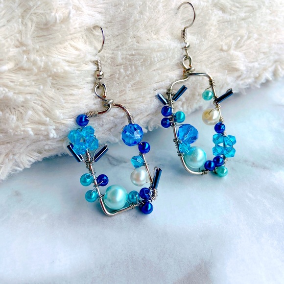 Jewelry - Handmade dazzling blue earrings💙